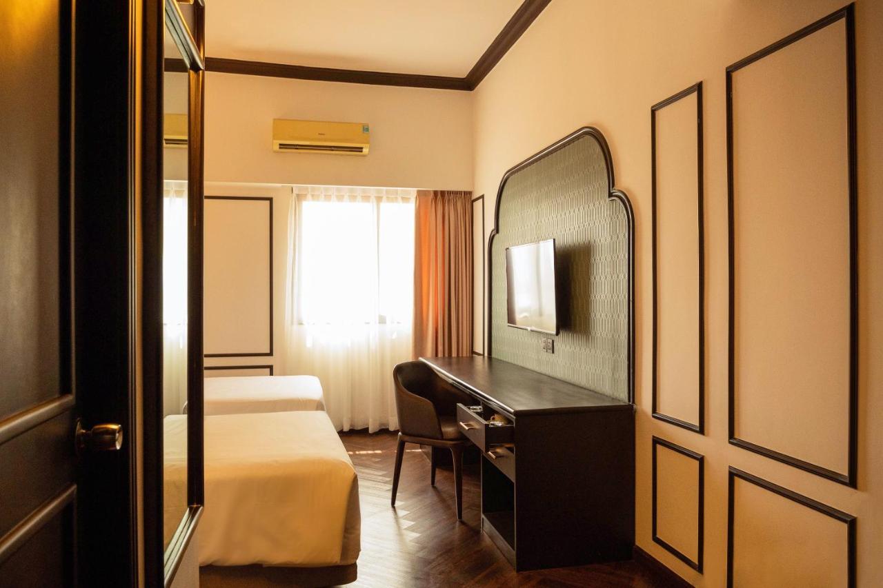 Отель Dai Nam Boutique 4*